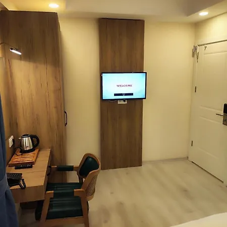 Esve Istanbulská provincie