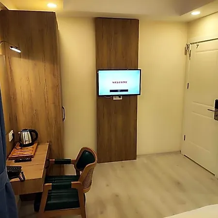 Hotel Esve 3*
